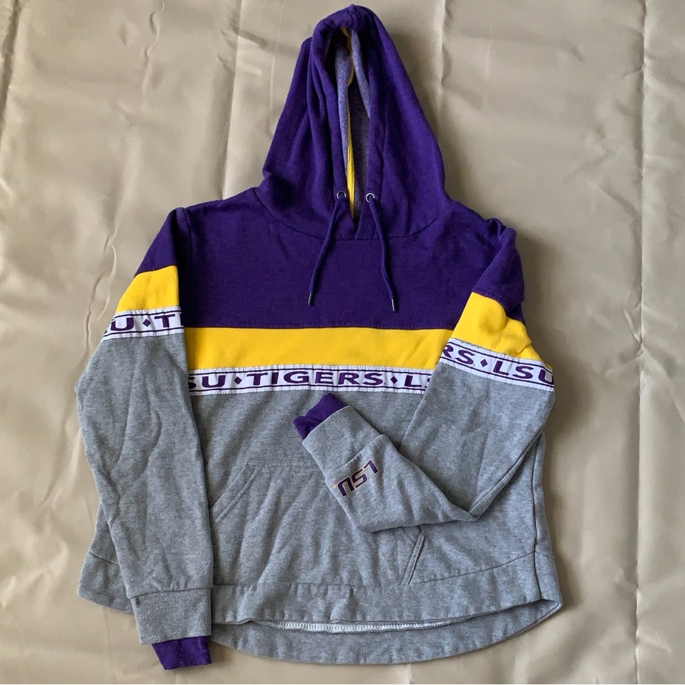 LSU TIGERS WOMEN’S HOODIE SZ MEDIUM COLOSSEUM SPORTS
